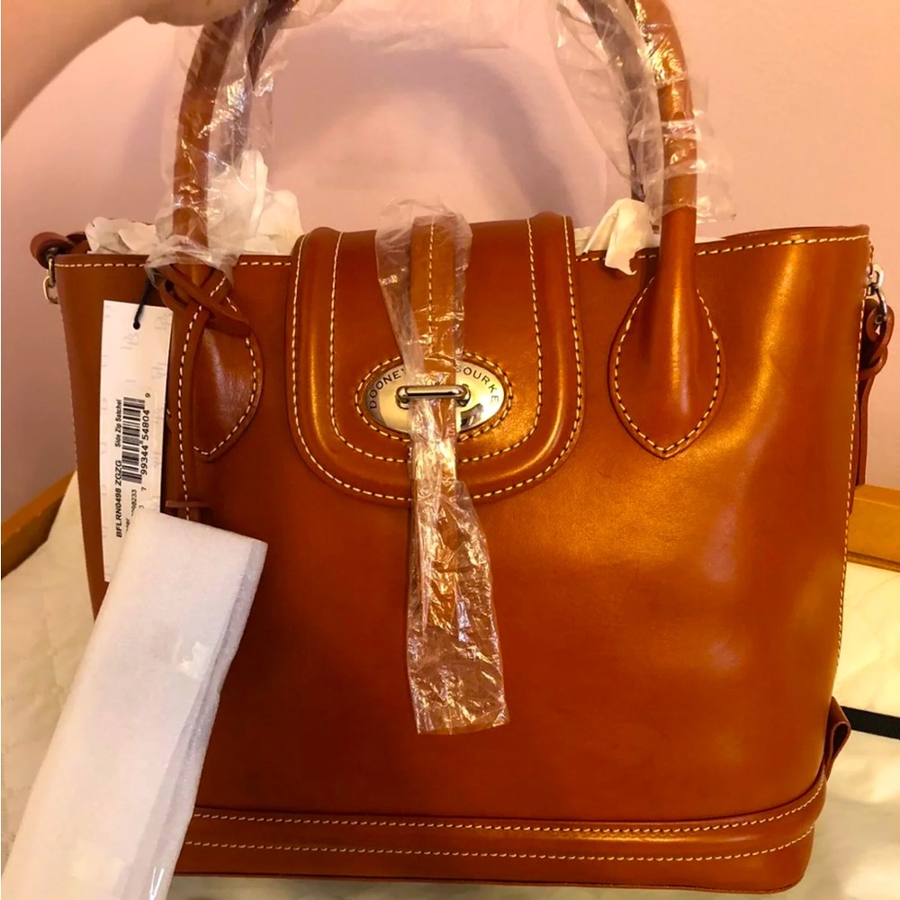 Beautiful brand new Dooney  & Bourke.